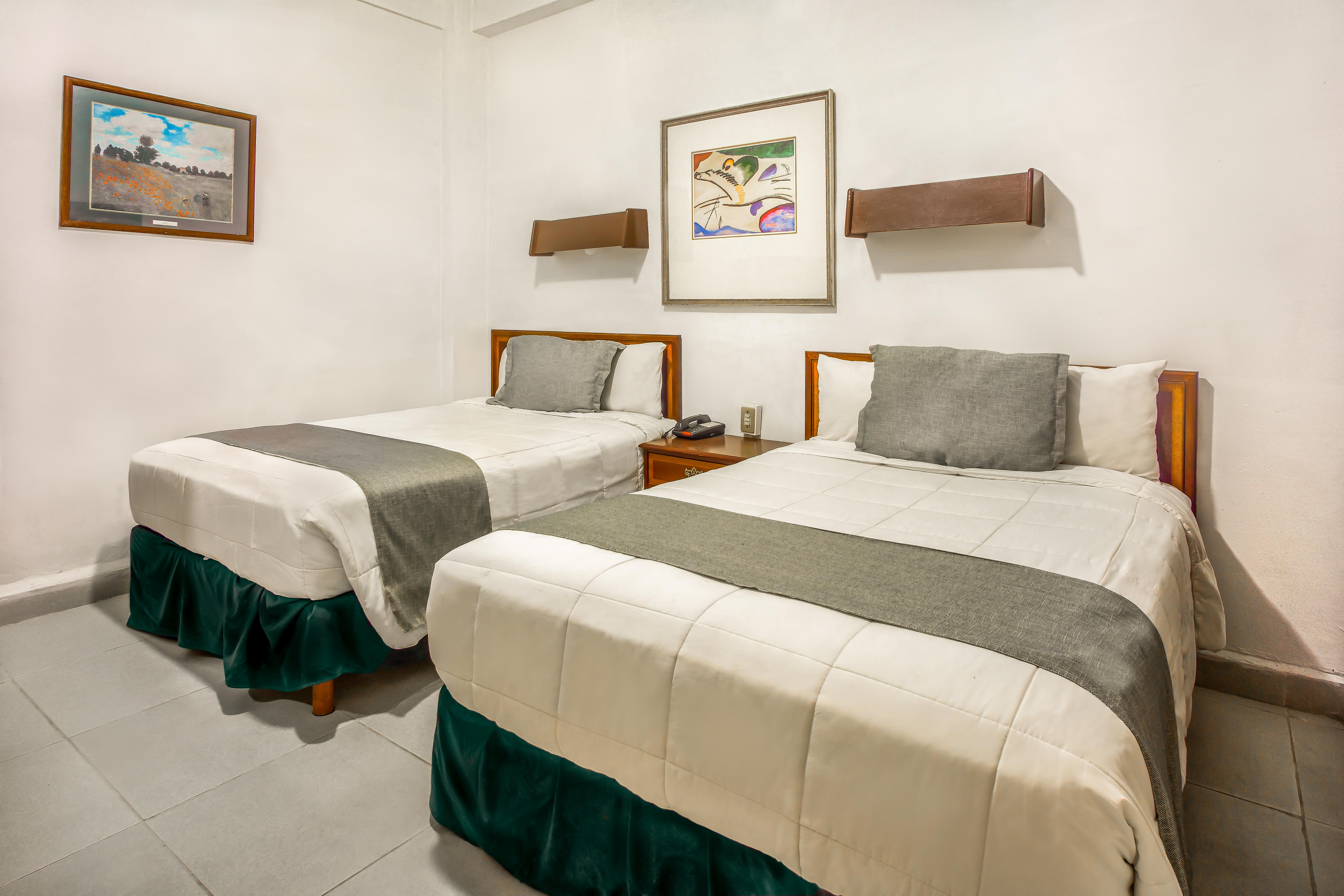 Hotel Urdinola Saltillo Buitenkant foto