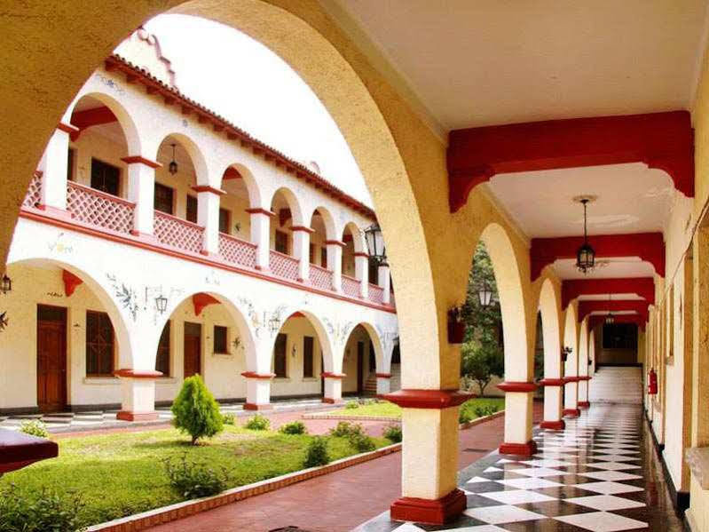 Hotel Urdinola Saltillo Buitenkant foto